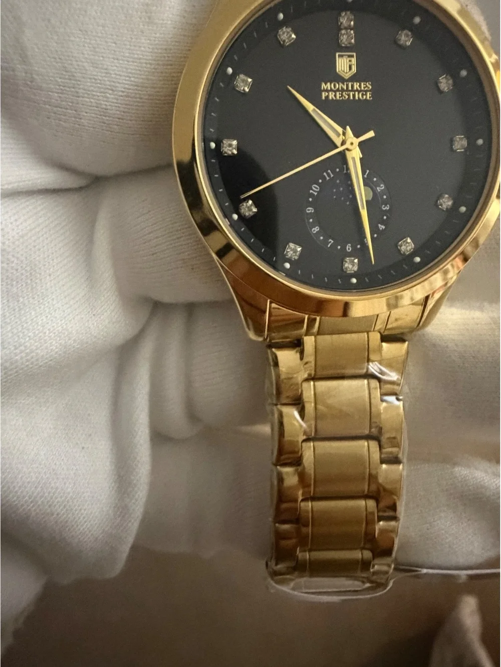 Montres Prestige by INVICTA Men's Gold Tone Wristwatch 42mm reg $200